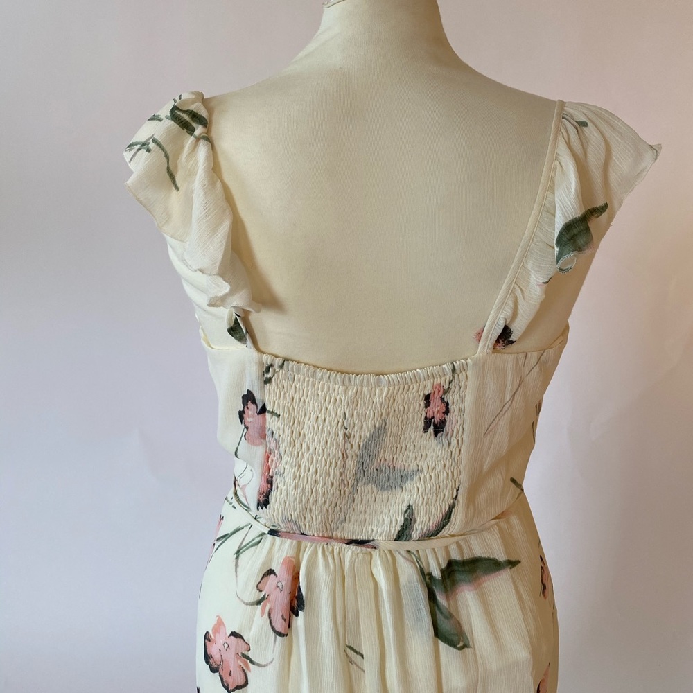 Dress - Picture 3 of 3